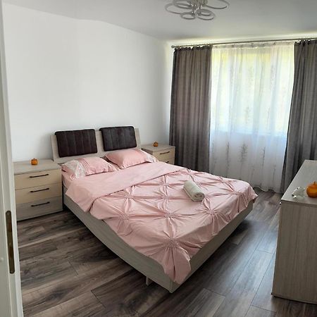 Apartament 4 Camere Orşova Esterno foto