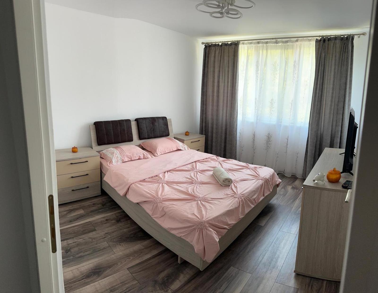 Apartament 4 Camere Orşova Esterno foto
